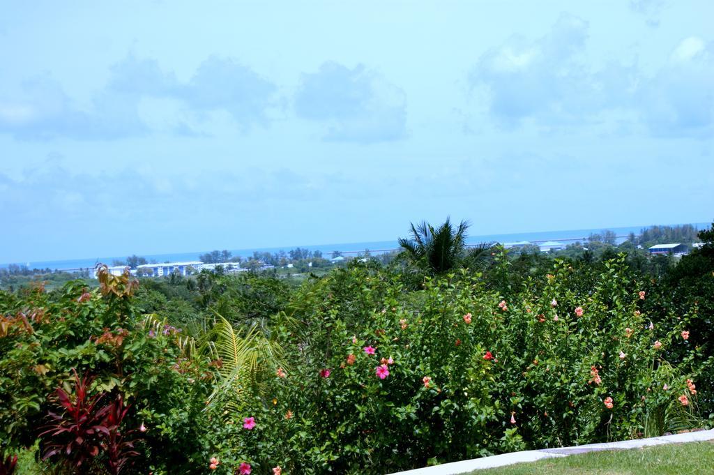 Pemandangan Indah Guest House - Look Out Point Villa- Pantai Cenang  Exterior photo